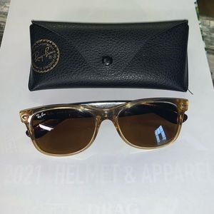 Ray-Ban New Wayfarer Sunglasses